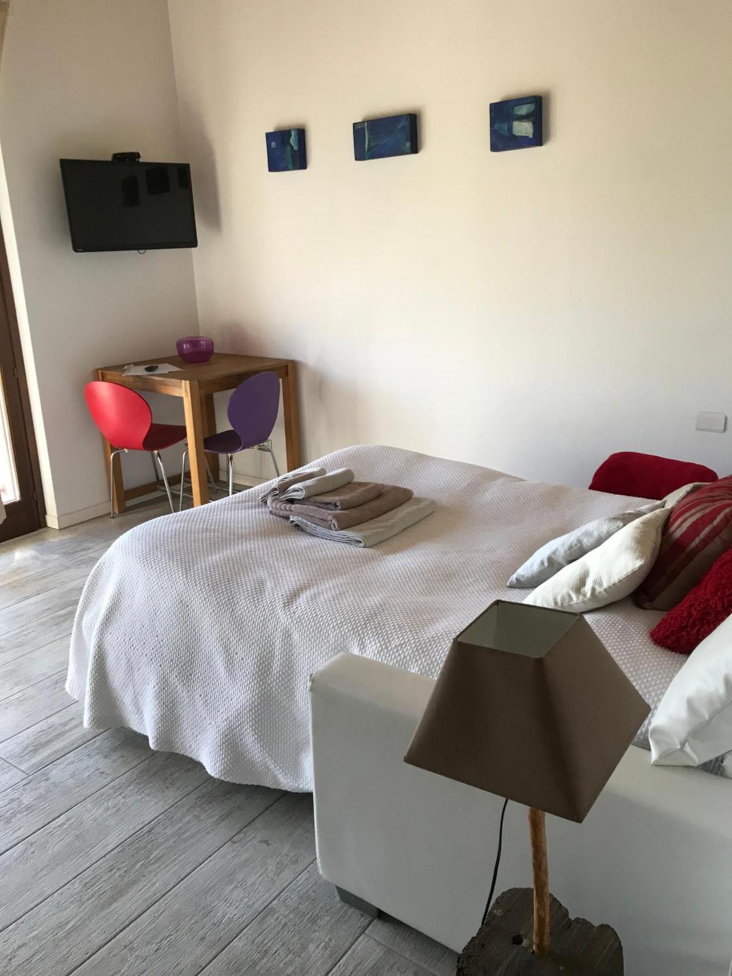 B&B Rooms Монкальво Экстерьер фото