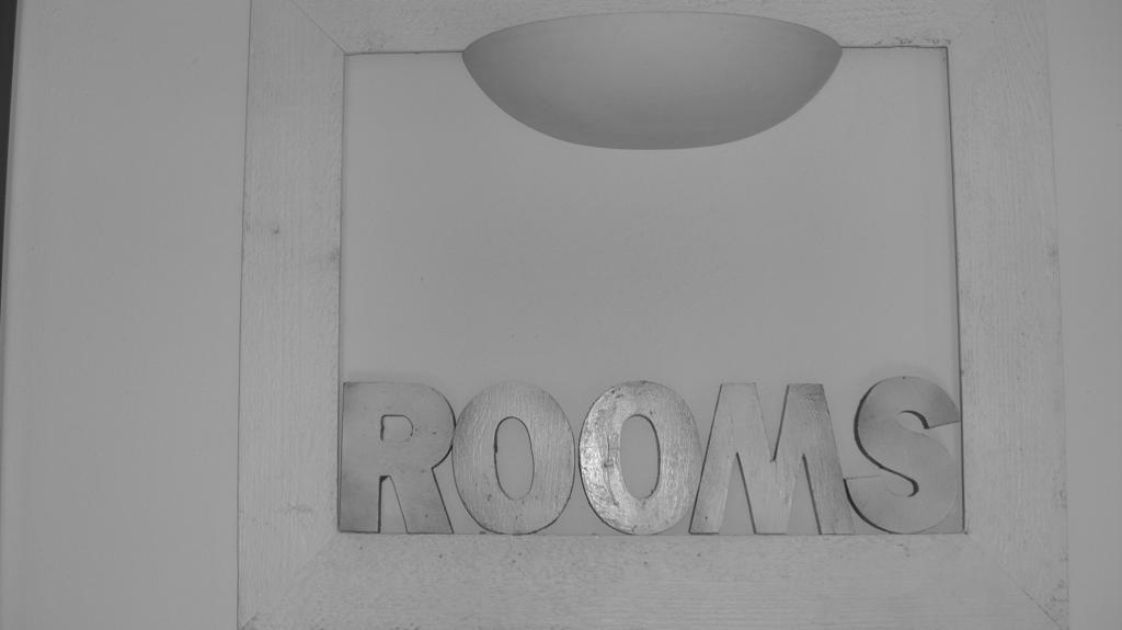 B&B Rooms Монкальво Экстерьер фото
